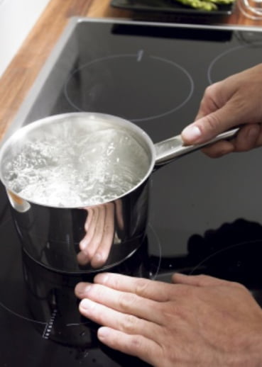 Common Cooktop Problems and How to Fix Them: A Guide by FastAid 4 img4 6 daf8e191bdc099842d6bc07eaa220492